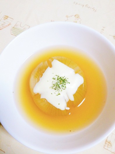 超簡単玉葱まるごとスープの写真
