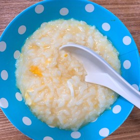 おばあちゃんが作ってくれた卵お粥