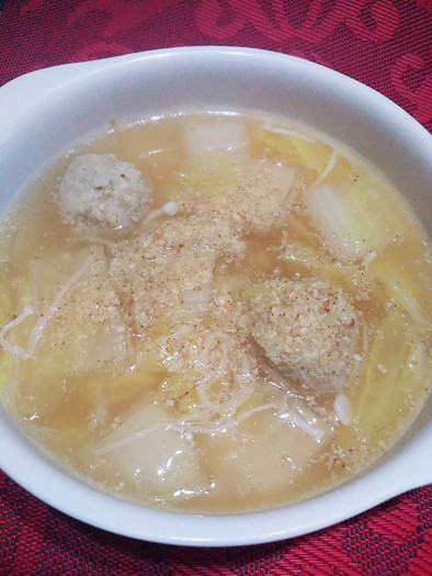 白菜と肉団子のポカポカ生姜スープの写真