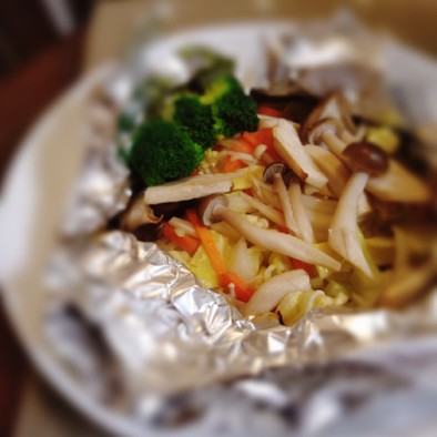 白身魚の野菜たっぷりホイル焼きの写真