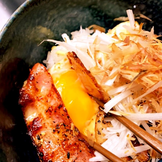 眼帯丼 ベーコンエッグ丼 レシピ 作り方 By もる クックパッド 簡単おいしいみんなのレシピが372万品 眼帯丼 ベーコンエッグ丼 レシピ 作り方 By もる クックパッド 簡単おいしいみんなのレシピが372万品