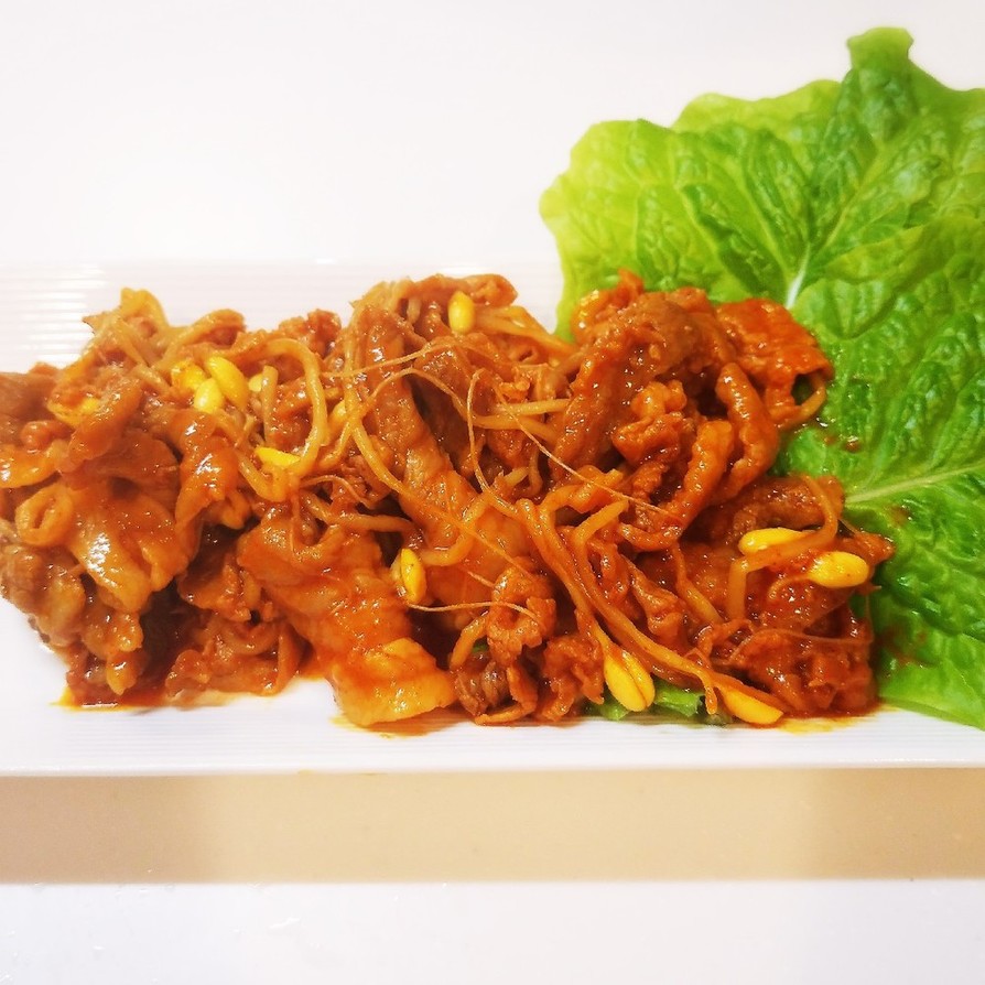 韓国料理 チェユポックン(豚肉の辛炒め)の画像