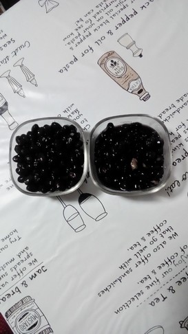 シロカの電気圧力鍋+鍋で黒豆。