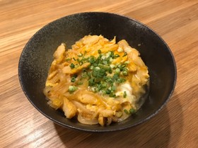 簡単時短!めんつゆとナゲットで親子丼!