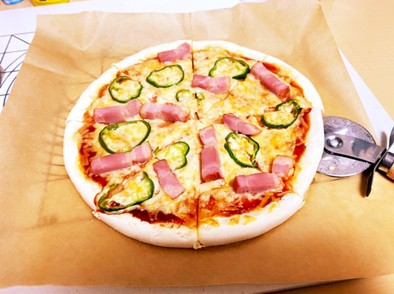 薄力粉とヨーグルトのピザ生地の写真