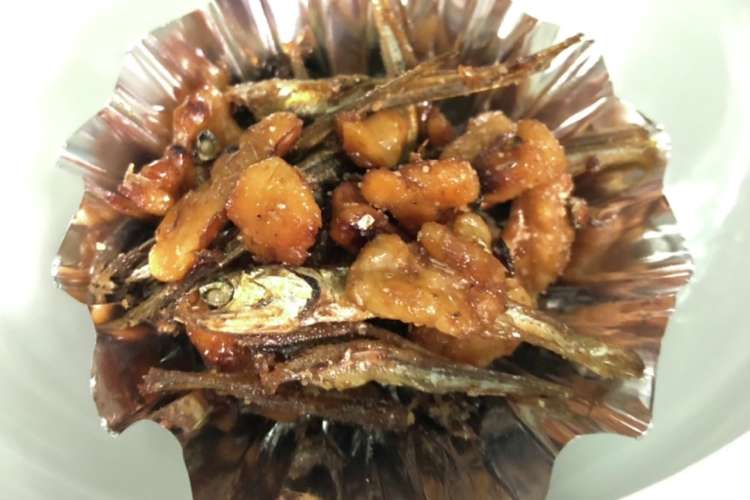 超簡単 くるみと煮干しの甘辛煮 ごまめ レシピ 作り方 By 健康旨研究員おから子 クックパッド 簡単おいしいみんなのレシピが367万品