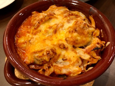 鶏肉と玉ねぎのチーズ焼き 青唐辛子風味の写真