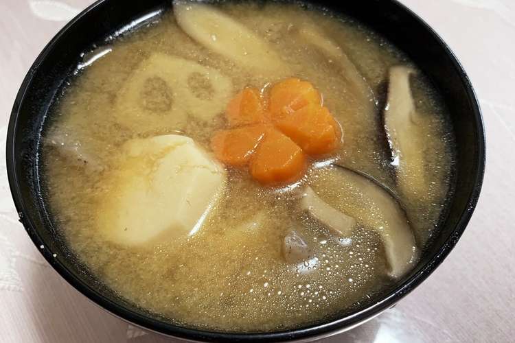 筑前煮リメイク 根菜たっぷりの味噌汁 レシピ 作り方 By みさみかキッチン クックパッド 簡単おいしいみんなのレシピが352万品