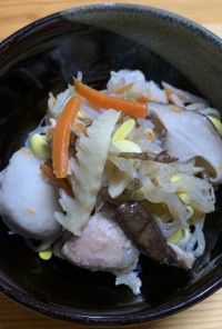 大海♡鶏もも肉と里芋・ごぼうなどの煮物