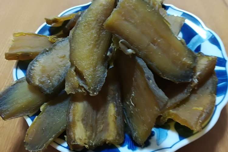 自家製干し芋 大きめな芋 レシピ 作り方 By Nobb クックパッド 簡単おいしいみんなのレシピが366万品