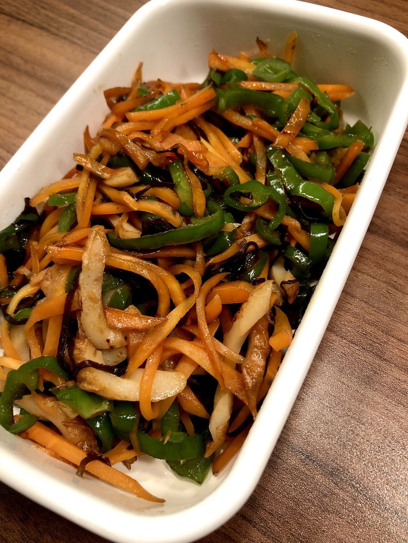 ピーマン・人参・ちくわの塩昆布炒め by プチクロ 【クックパッド】 簡単おいしいみんなのレシピが342万品