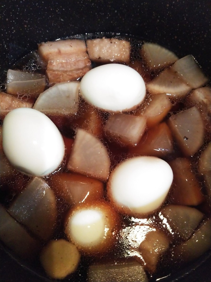 コーラで豚の角煮！大根&ゆで卵を一緒に!の画像