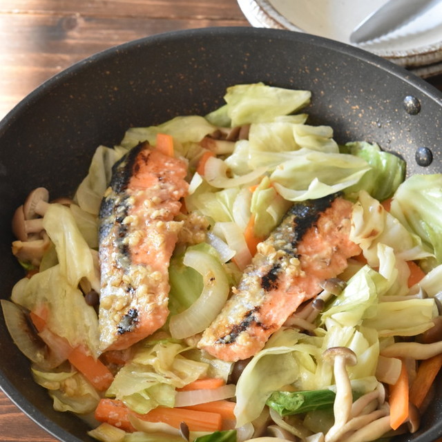 下味冷凍で簡単 鮭のちゃんちゃん焼き レシピ 作り方 By 鈴木美鈴 クックパッド 簡単おいしいみんなのレシピが361万品