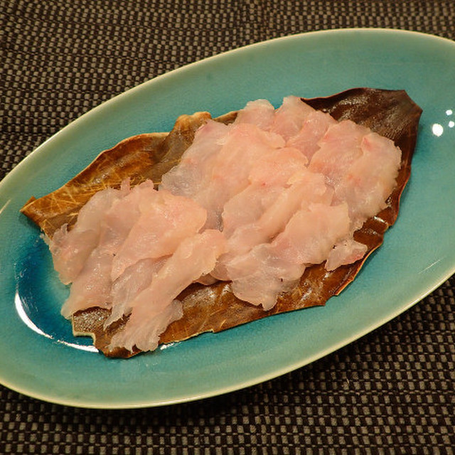 タケノコメバルの昆布〆 レシピ 作り方 By あおもりの肴 クックパッド 簡単おいしいみんなのレシピが356万品 タケノコメバルの昆布〆 レシピ 作り方 By あおもりの肴 クックパッド 簡単おいしいみんなのレシピが356万品