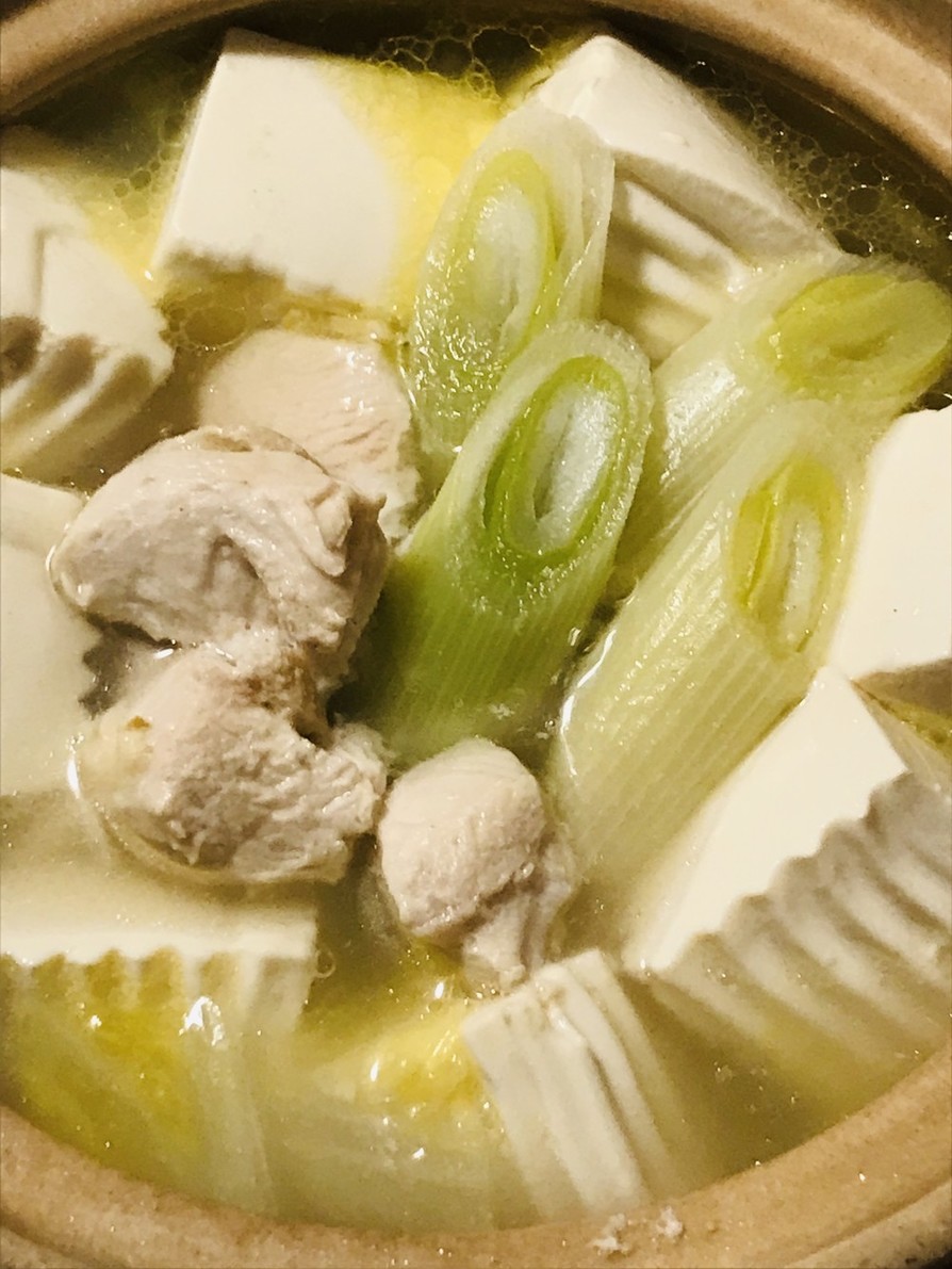 鶏肉＆白菜のシンプル湯豆腐鍋の画像