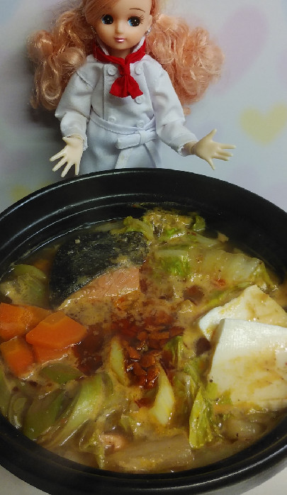 リカちゃん♡麻婆豆腐の素で麻婆石狩鍋の画像