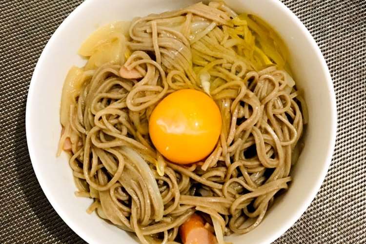 乾麺そばでまぜそば風 レシピ 作り方 By 胡桃ちゃんママ クックパッド 簡単おいしいみんなのレシピが352万品