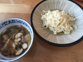 豚バラつけ汁ざるうどん(パスタマシーン)