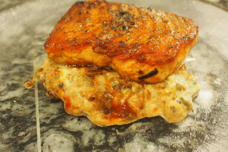 激うまケチャマヨソース サーモンのポワレ レシピ 作り方 By 愛妻家の幸せレシピ クックパッド 簡単おいしいみんなのレシピが367万品