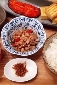 夕飯(1/13) 豚肉と水煮大豆の五目煮