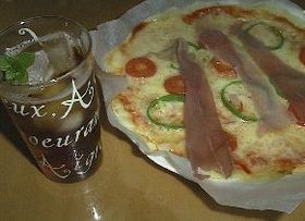 簡単!カリカリのピザ生地