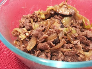 簡単☆牛薄切り肉と玉ねぎの焼肉ダレ炒めの写真