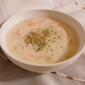 大豆とツナの豆乳スープ