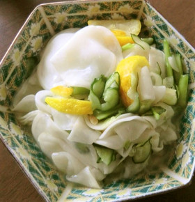 かぶとキュウリの柚子まるごと塩サラダ
