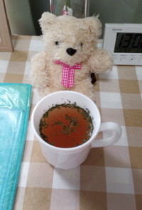 トマトとパセリのスープ