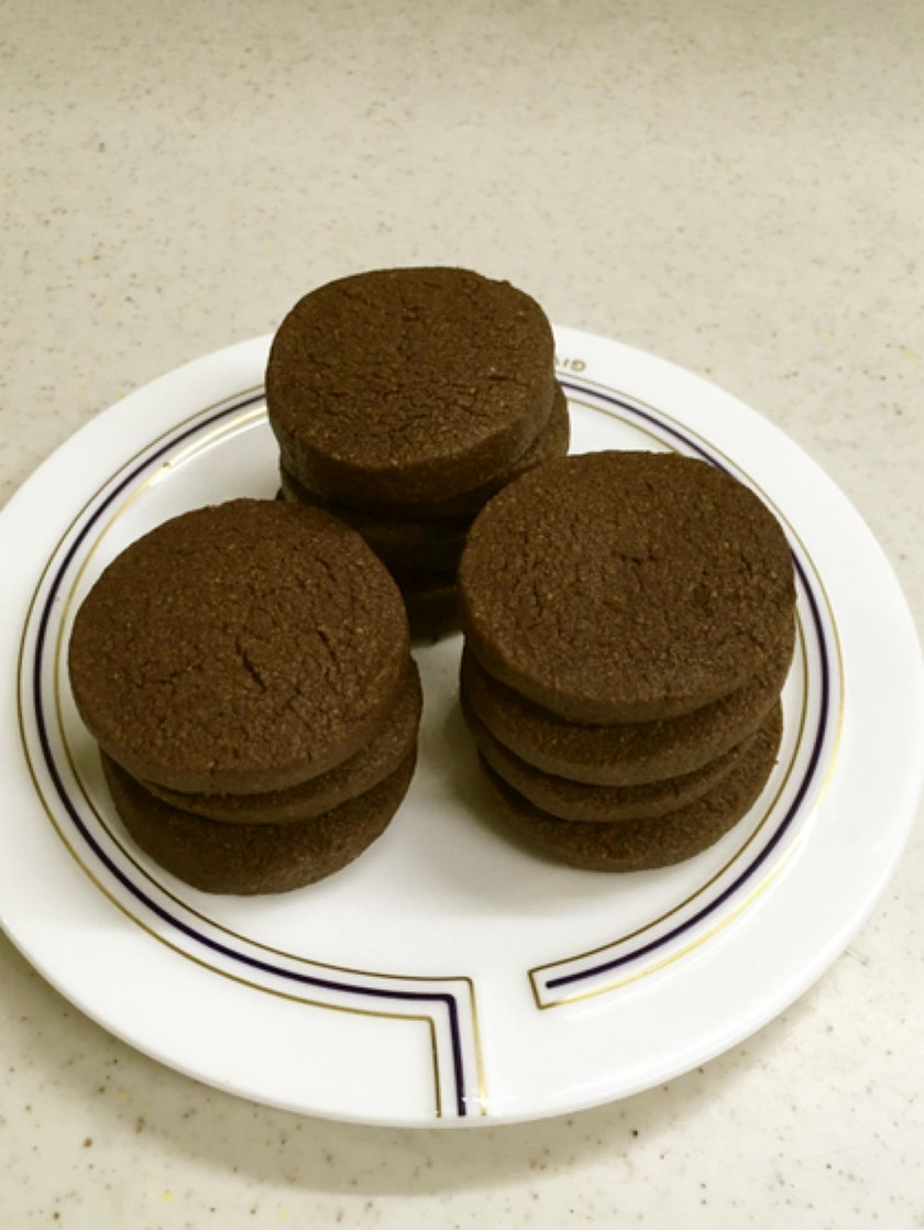 純ココアで♡サクほろチョコレートクッキー by ケイヤ5621キエ 【クックパッド】 簡単おいしいみんなのレシピが350万品
