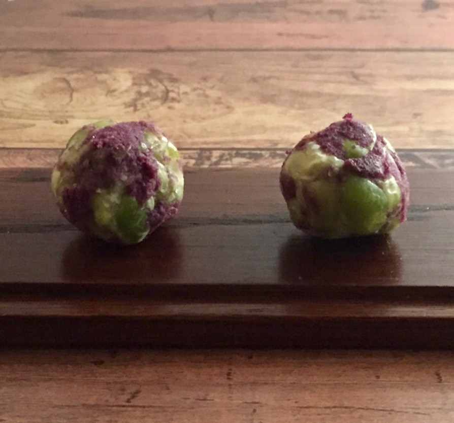 2色茶巾 鶯豆 紫芋パウダーの画像