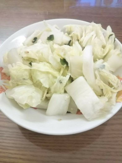 白菜のわかめスープ合えの写真