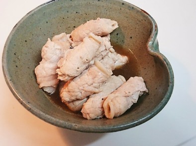 椎茸の豚肩ロース巻き煮の写真