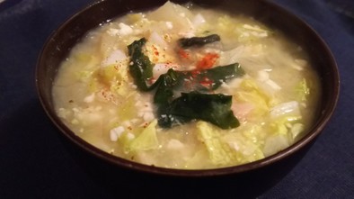 白菜味噌汁キムチ風の写真