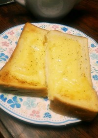 簡単においしく食パントースト☆チーズ☆