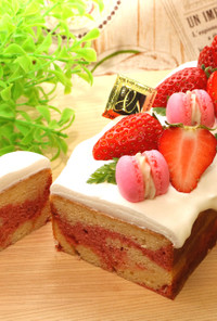 苺のマーブルパウンドケーキ