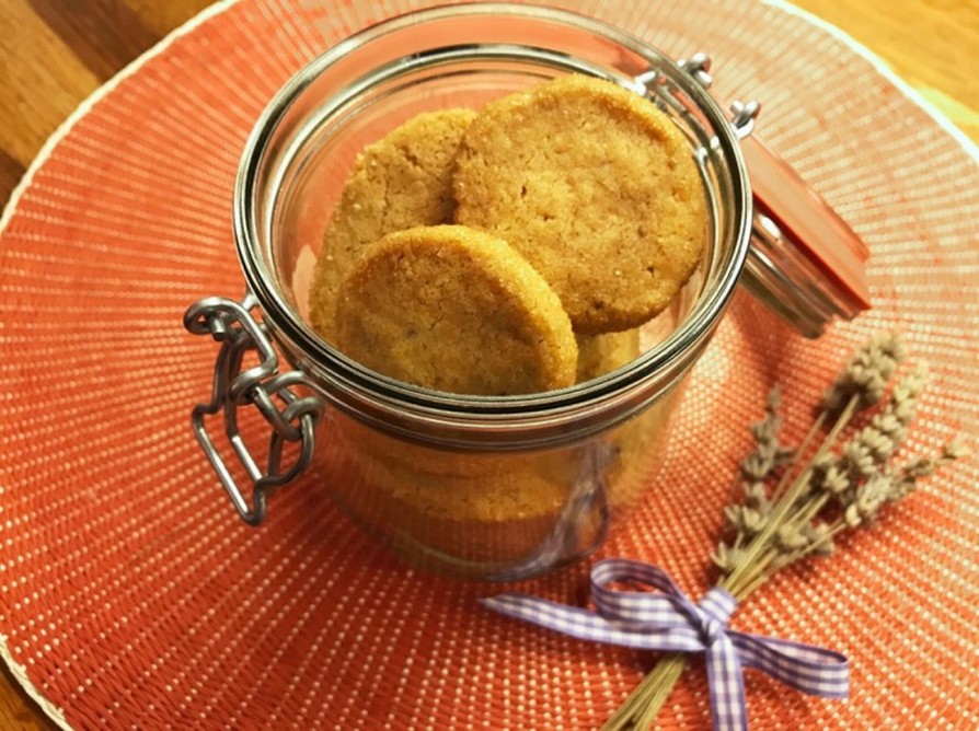 バニラビーンズとラベンダーのショートブレッドのレシピ