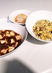 麻婆豆腐、高菜炒飯、大根サラダ