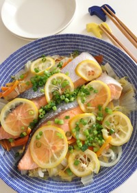 塩鮭と白菜のレモンバター蒸し