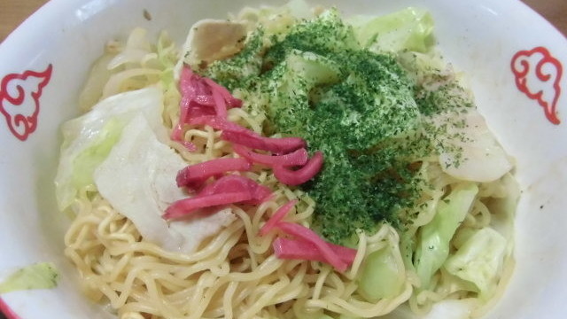 袋麺で焼きそば風 電子レンジ編 レシピ 作り方 By ずぼら親父 クックパッド