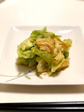 やみつきキャベツ