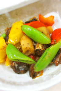 さんま山椒煮と彩り野菜の炒め物