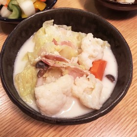 簡単!白菜とベーコンの豆乳スープ