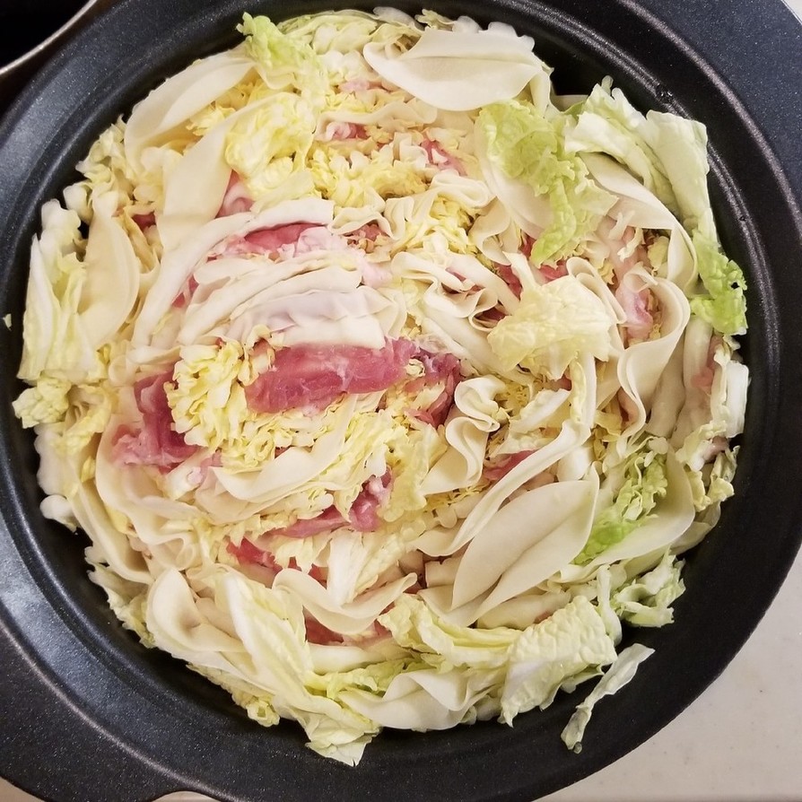 白菜・豚肉・餃子の皮のミルフィーユ鍋の画像
