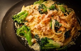 プロ直伝!鮭とブロッコリークリームパスタ