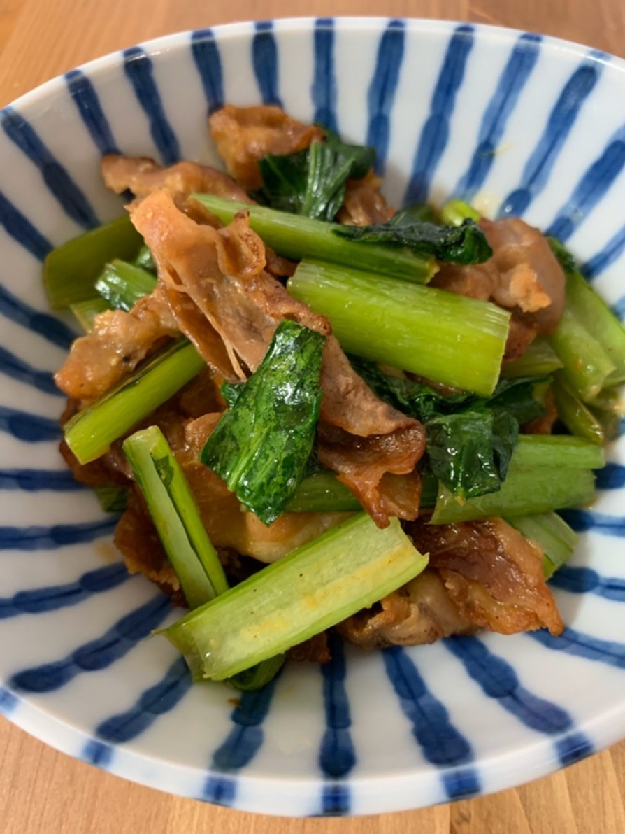 カリカリ豚と小松菜のカレー味噌炒めの画像