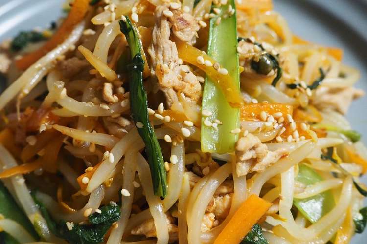 ピリ辛 旨辛 ご飯がすすむもやし炒め レシピ 作り方 By ちぃ๑ クックパッド 簡単おいしいみんなのレシピが358万品