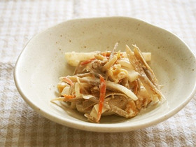 ごぼうのきんぴらリメイク!大根とクルミで