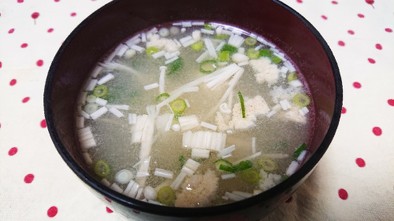 うどんスープを使った長芋のすり流し汁の写真