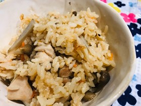 ゴボウ入り鶏炊き込みご飯(2合)